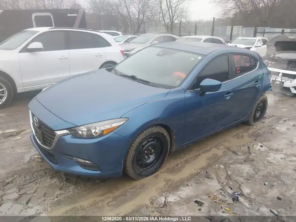 3MZBN1L76JM232428 2018 MAZDA 3 - Image 2