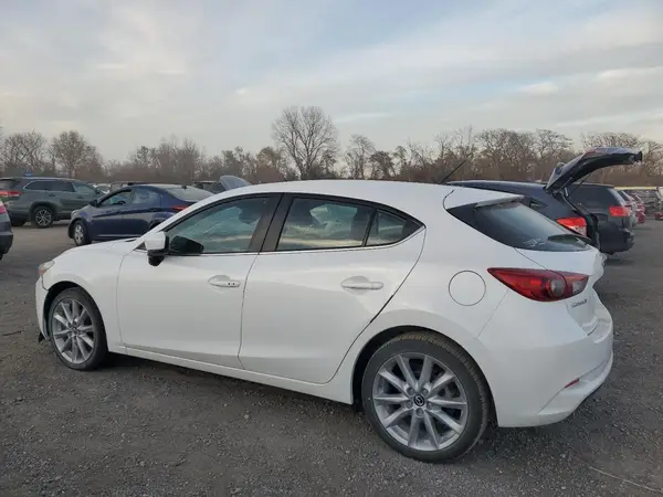 3MZBN1L77HM125513 2017 MAZDA 3 - Image 2