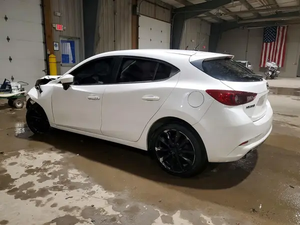 3MZBN1L77HM127164 2017 MAZDA 3 - Image 2