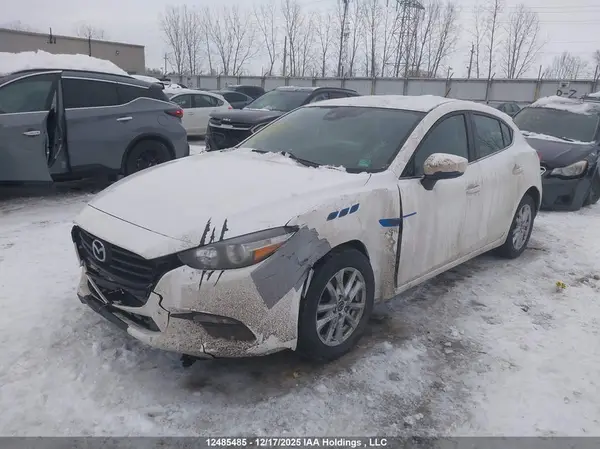 3MZBN1L77JM275708 2018 MAZDA 3 - Image 2