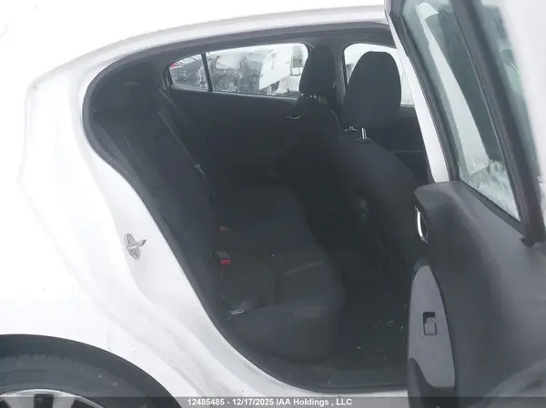 3MZBN1L77JM275708 2018 MAZDA 3 - Image 8