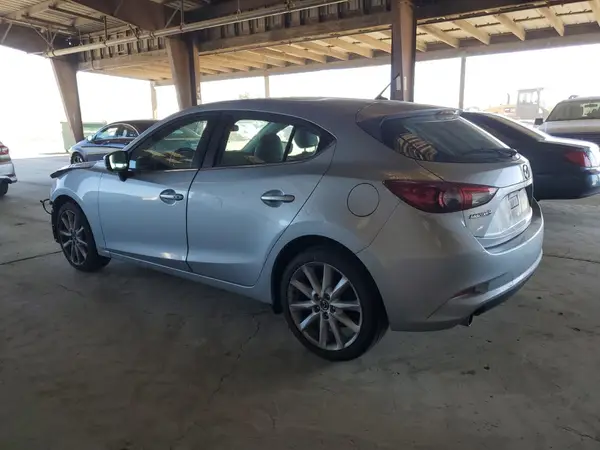 3MZBN1L79HM113024 2017 MAZDA 3 - Image 2