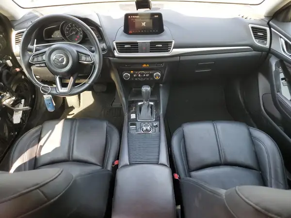 3MZBN1L79HM120023 2017 MAZDA 3 - Image 8