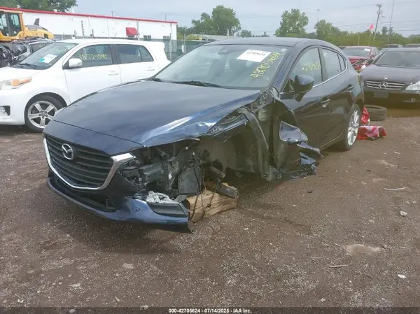 3MZBN1L79HM122581 2017 MAZDA 3 - Image 2