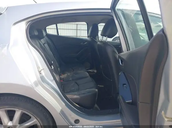 3MZBN1L79HM126369 2017 MAZDA 3 - Image 8