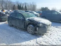 3MZBN1L79JM219236 2018 MAZDA 3