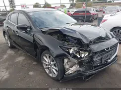 3MZBN1L7XHM115882 2017 MAZDA 3