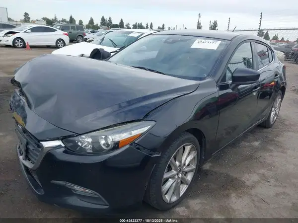 3MZBN1L7XHM115882 2017 MAZDA 3 - Image 2