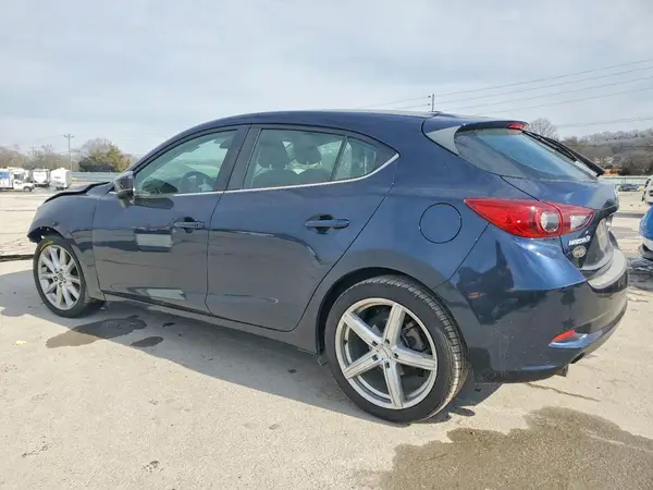 3MZBN1L7XHM118930 2017 MAZDA 3 - Image 2