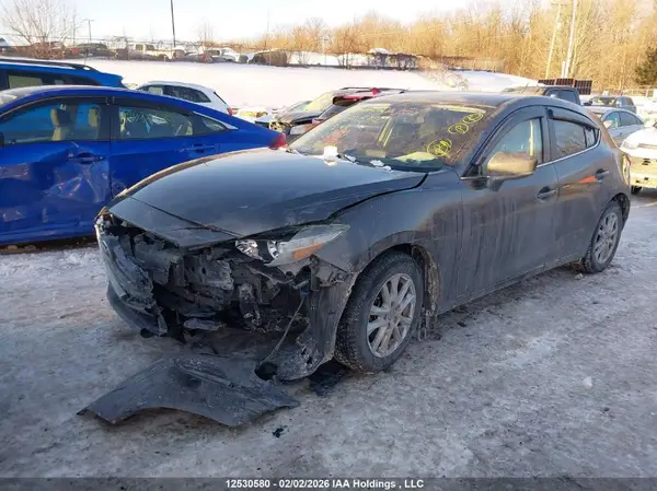 3MZBN1L7XHM122217 2017 MAZDA 3 - Image 2