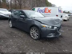 3MZBN1L7XHM135792 2017 MAZDA 3