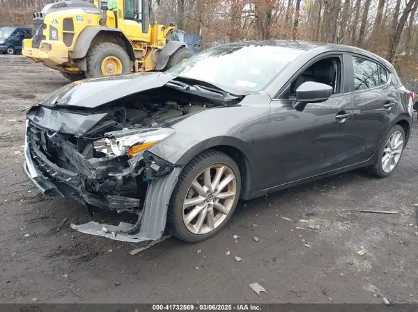 3MZBN1L7XHM135792 2017 MAZDA 3 - Image 2