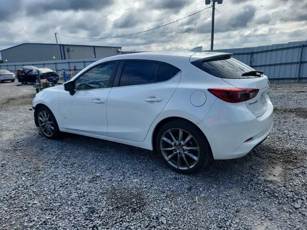 3MZBN1M30JM240388 2018 MAZDA 3 - Image 2