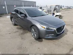 3MZBN1M30JM277165 2018 MAZDA 3