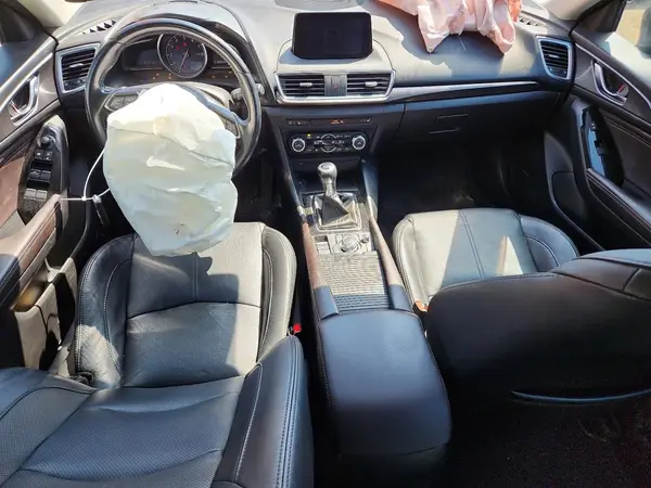 3MZBN1M31JM171646 2018 MAZDA 3 - Image 8