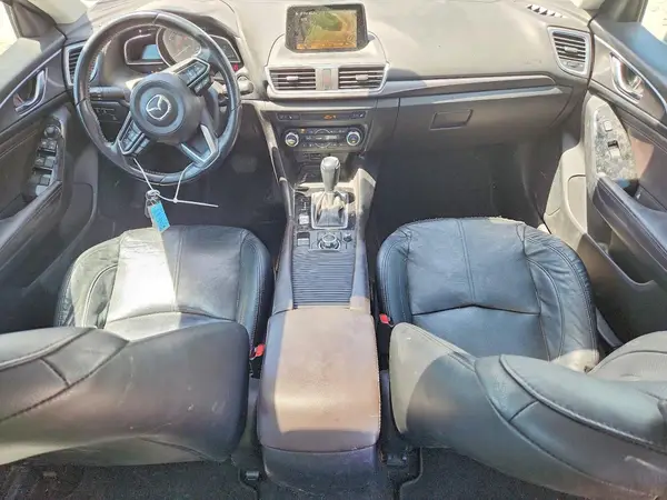 3MZBN1M31JM203995 2018 MAZDA 3 - Image 8