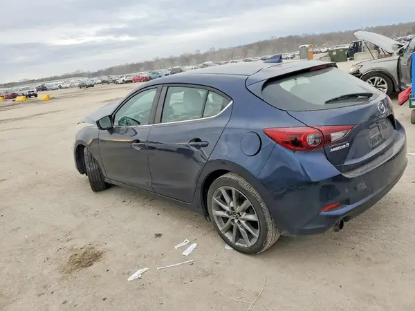 3MZBN1M31JM234051 2018 MAZDA 3 - Image 2