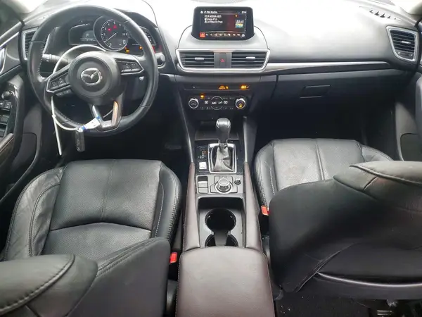 3MZBN1M31JM257068 2018 MAZDA 3 - Image 8
