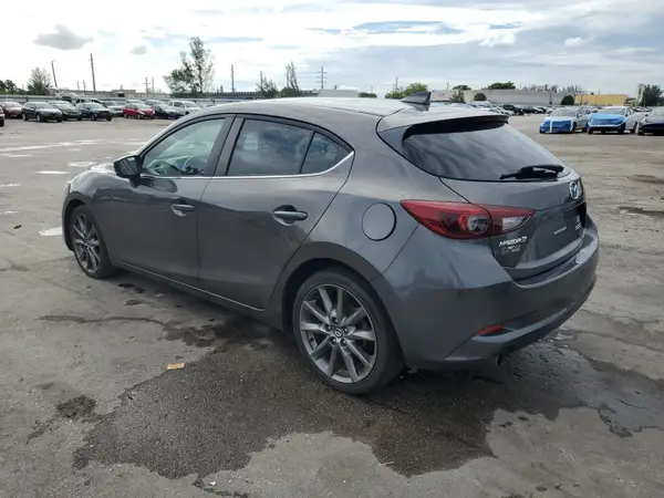 3MZBN1M31JM265512 2018 MAZDA 3 - Image 2