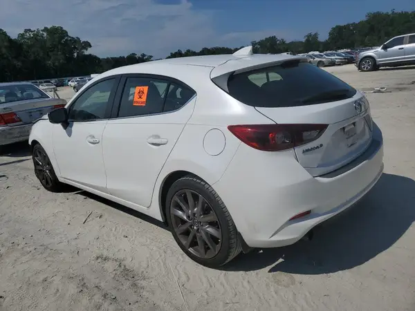 3MZBN1M31JM268636 2018 MAZDA 3 - Image 2