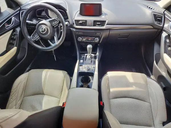 3MZBN1M32HM133627 2017 MAZDA 3 - Image 8