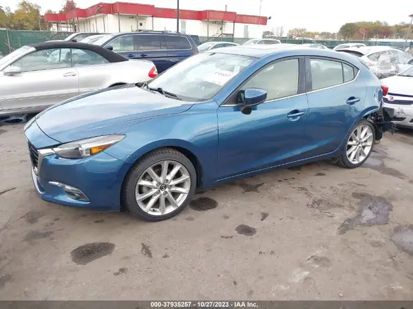 3MZBN1M32HM133689 2017 MAZDA 3 - Image 2
