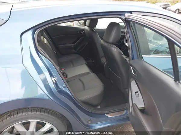 3MZBN1M32HM133689 2017 MAZDA 3 - Image 8