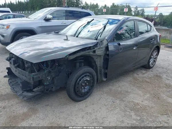 3MZBN1M32HM138293 2017 MAZDA 3 - Image 2
