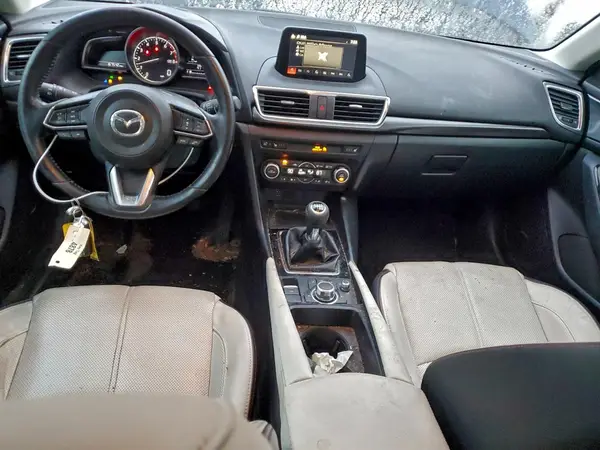 3MZBN1M32JM159313 2018 MAZDA 3 - Image 8