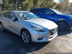 3MZBN1M32JM176063 2018 MAZDA 3