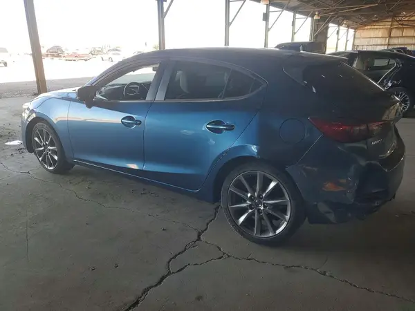 3MZBN1M32JM202225 2018 MAZDA 3 - Image 2