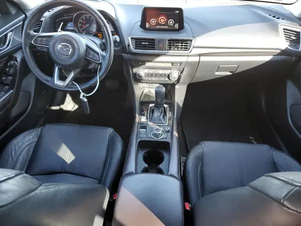 3MZBN1M32JM207053 2018 MAZDA 3 - Image 8