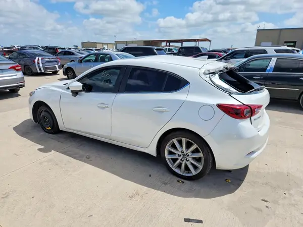 3MZBN1M33HM129439 2017 MAZDA 3 - Image 2