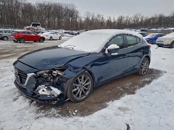 3MZBN1M33JM169137 2018 MAZDA 3 - Image 1