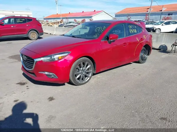 3MZBN1M33JM201889 2018 MAZDA 3 - Image 2