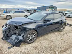 3MZBN1M33JM240160 2018 MAZDA 3