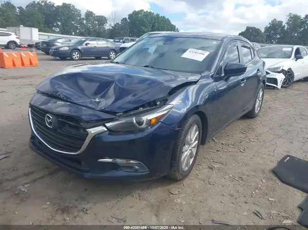 3MZBN1M34HM130888 2017 MAZDA 3 - Image 2