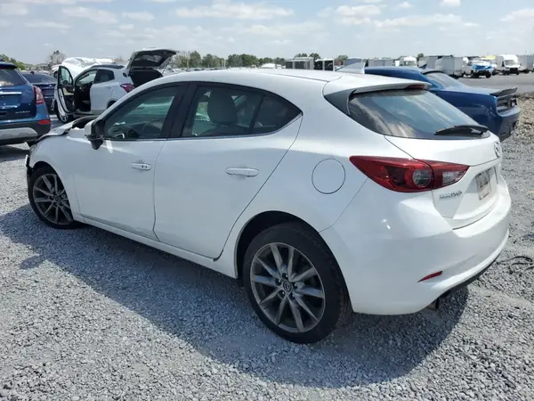 3MZBN1M34JM197934 2018 MAZDA 3 - Image 2