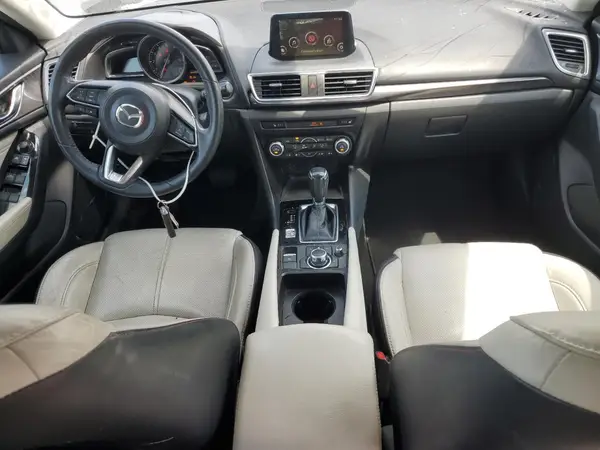 3MZBN1M34JM197934 2018 MAZDA 3 - Image 8