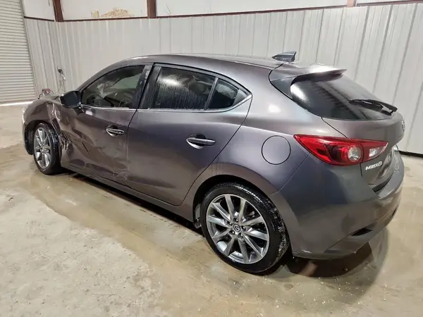 3MZBN1M34JM214053 2018 MAZDA 3 - Image 2