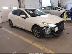 3MZBN1M34JM248428 2018 MAZDA 3