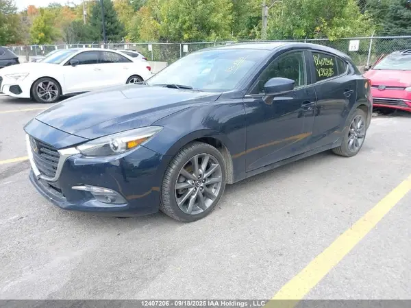 3MZBN1M34JM268615 2018 MAZDA 3 - Image 2