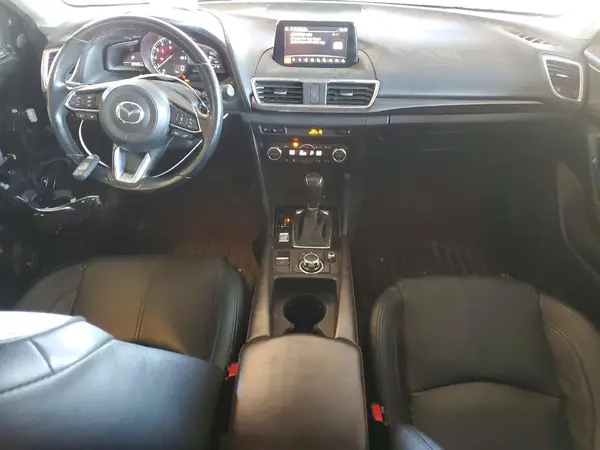 3MZBN1M35HM130575 2017 MAZDA 3 - Image 8