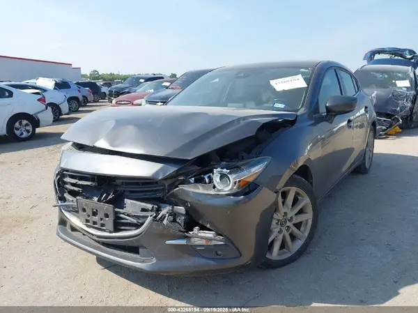3MZBN1M35HM136392 2017 MAZDA 3 - Image 2