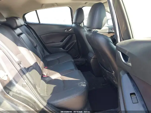 3MZBN1M35HM136392 2017 MAZDA 3 - Image 8