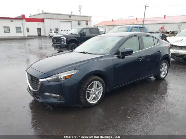 3MZBN1M35JM214921 2018 MAZDA 3 - Image 2