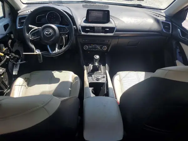 3MZBN1M35JM217740 2018 MAZDA 3 - Image 8