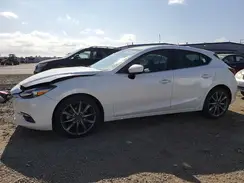 3MZBN1M35JM262841 2018 MAZDA 3