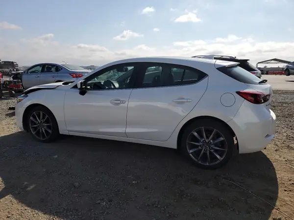 3MZBN1M35JM262841 2018 MAZDA 3 - Image 2