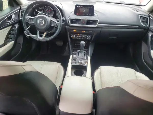 3MZBN1M35JM274343 2018 MAZDA 3 - Image 8